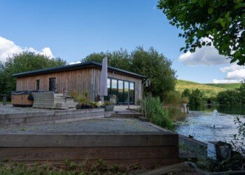 Near Gatten Carp Fishery Shropshire