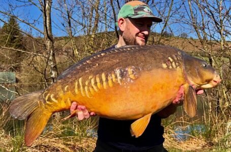 Near Gatten Carp Fishery Shropshire